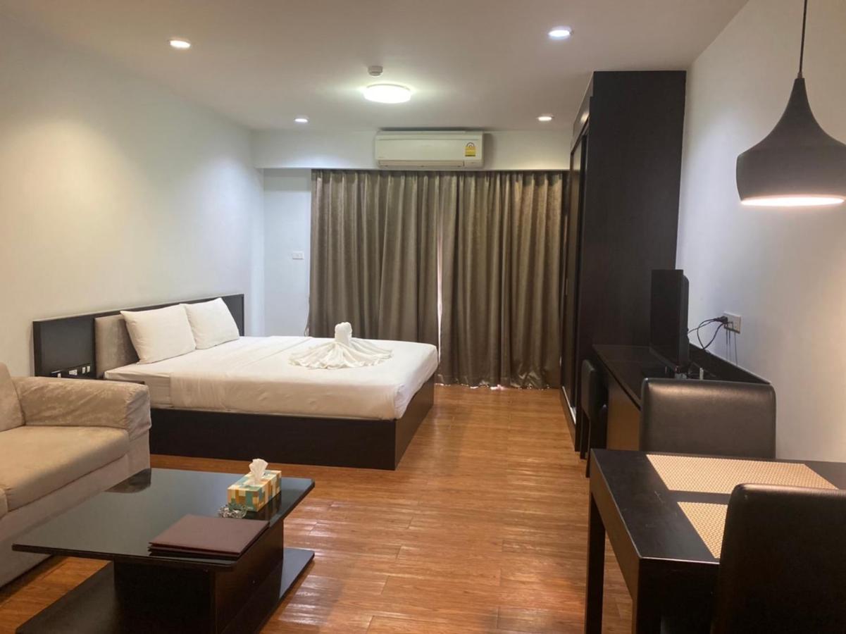 The Park 304 Executive Serviced Apartment Si Maha Phot Dış mekan fotoğraf