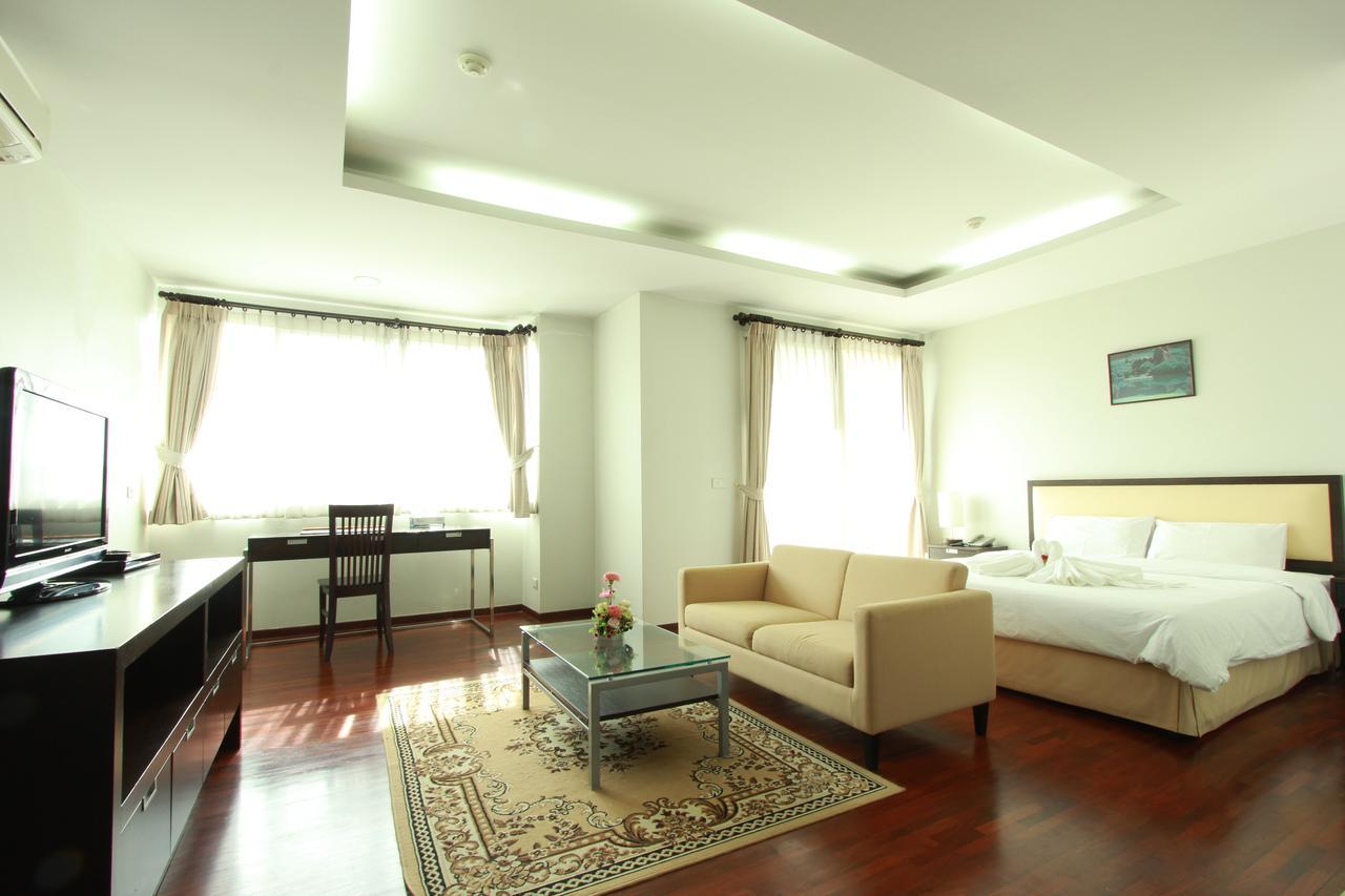 The Park 304 Executive Serviced Apartment Si Maha Phot Dış mekan fotoğraf