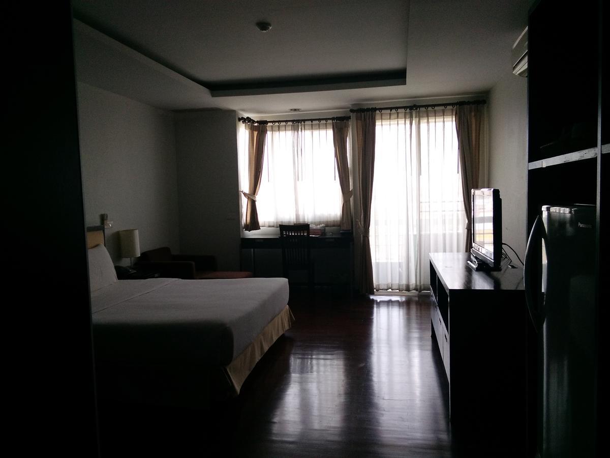 The Park 304 Executive Serviced Apartment Si Maha Phot Dış mekan fotoğraf