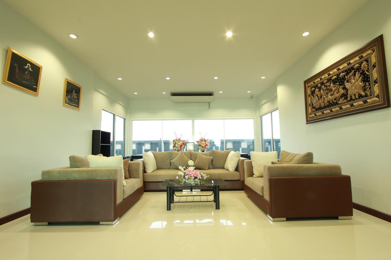 The Park 304 Executive Serviced Apartment Si Maha Phot Dış mekan fotoğraf