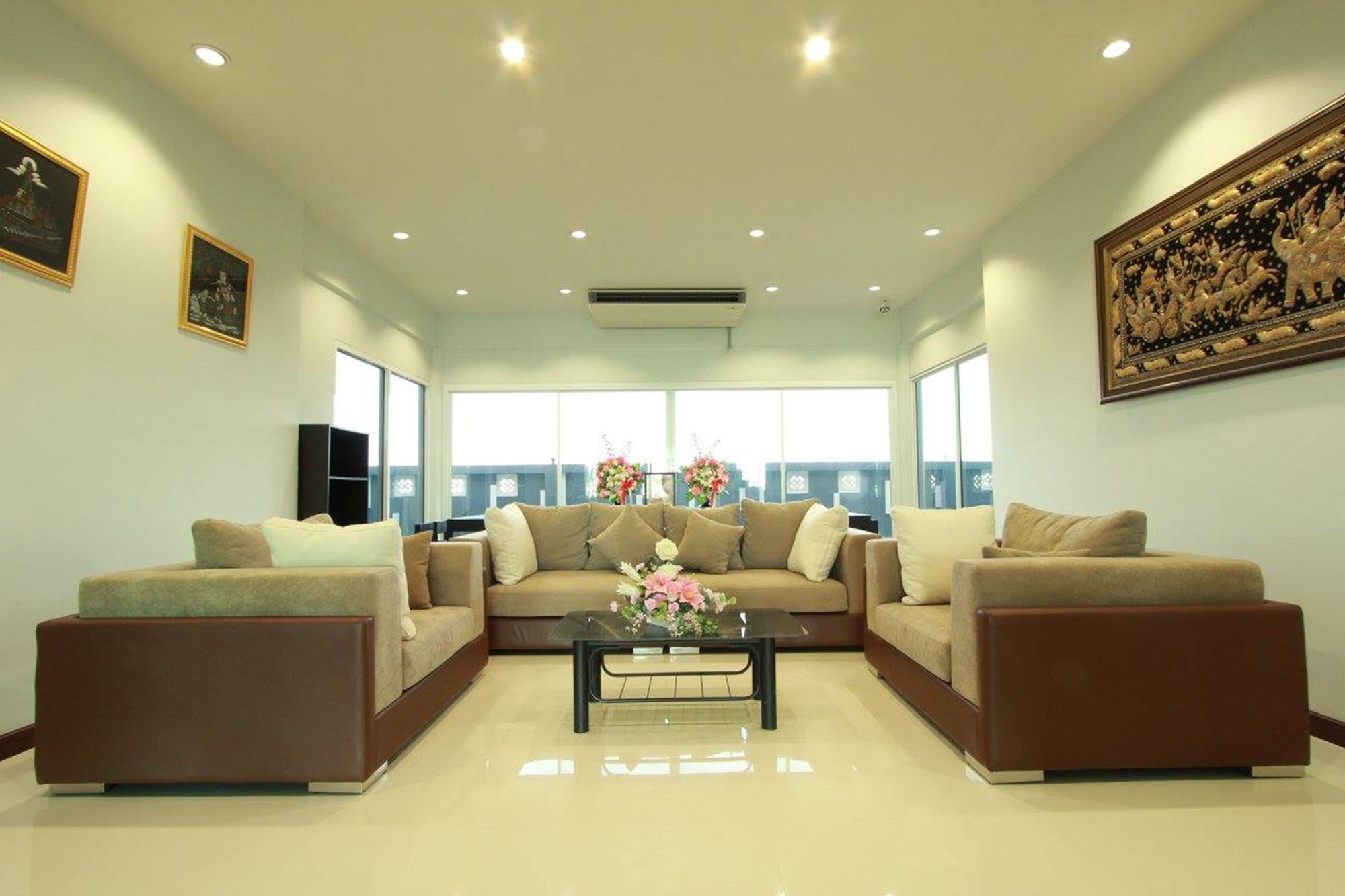 The Park 304 Executive Serviced Apartment Si Maha Phot Dış mekan fotoğraf